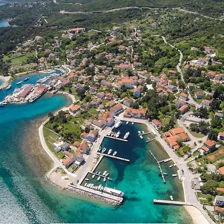 Yasmin Breeze Nerezine