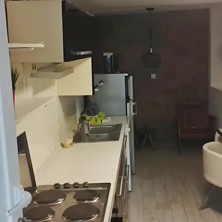 Yasmin Breeze Apartman *